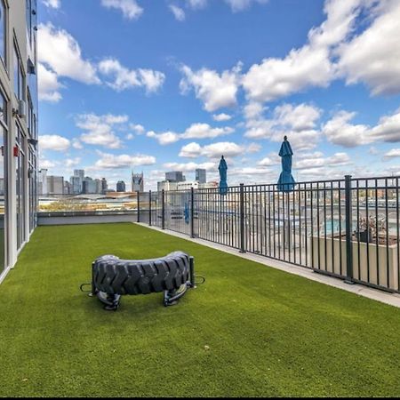 Spacious Castle W Gym Pool Free Parking I Walk To Dowtown N Broadway Nashville Extérieur photo