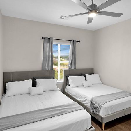 Spacious Castle W Gym Pool Free Parking I Walk To Dowtown N Broadway Nashville Extérieur photo